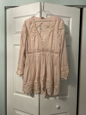 POL Blush Crochet Lace V-Neck Tunic